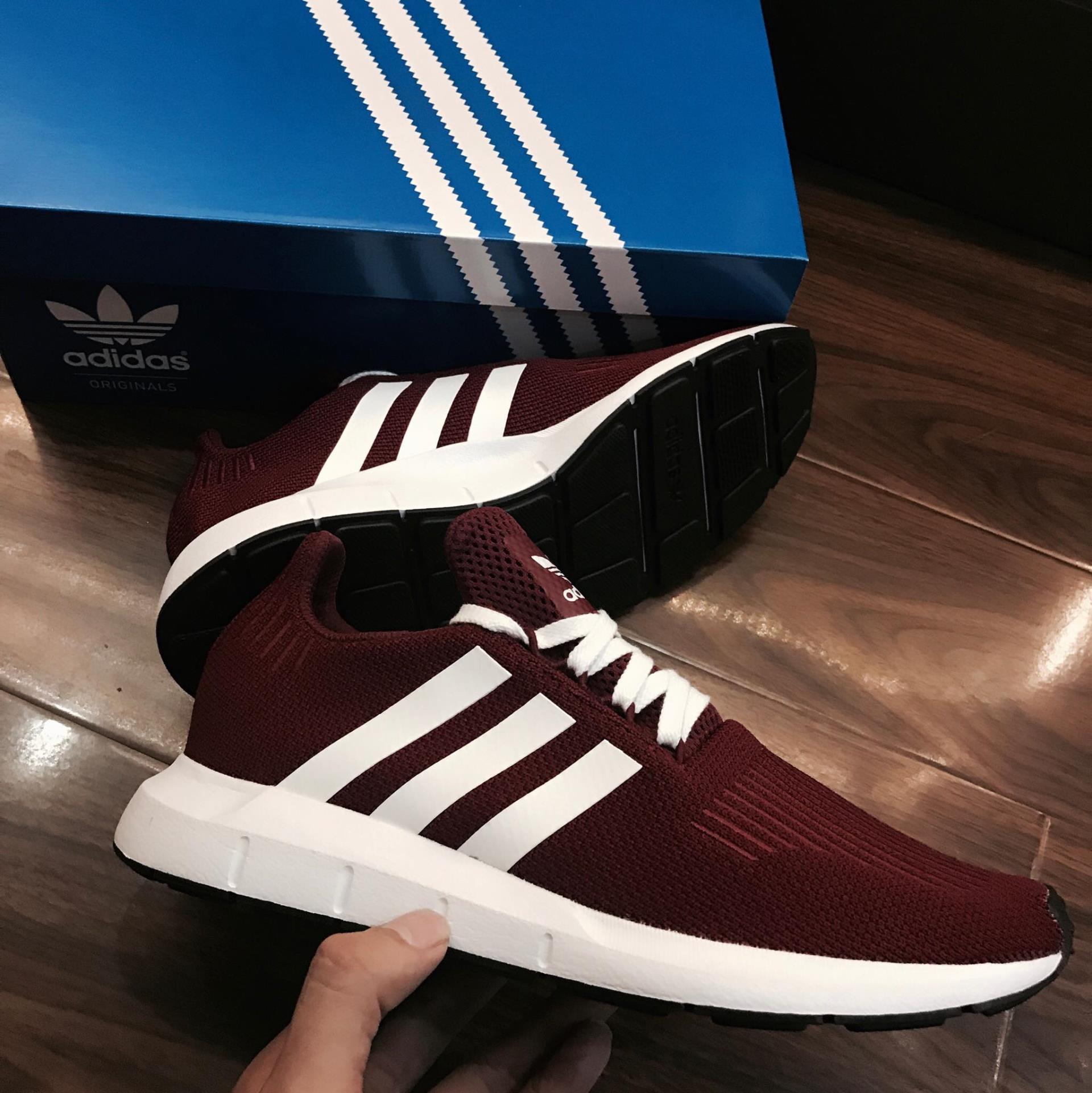 giày thể thao chính hãng, giày nike chính hãng, giày adidas chính hãng, giày newbalance chính hãng, giày converse chính hãng, giày puma chính hãng, giày vans chính hãng, giày asics chính hãng, giày everlast chính hãng, nước hoa chính hãng, ba lô, dép, dép quai ngang
