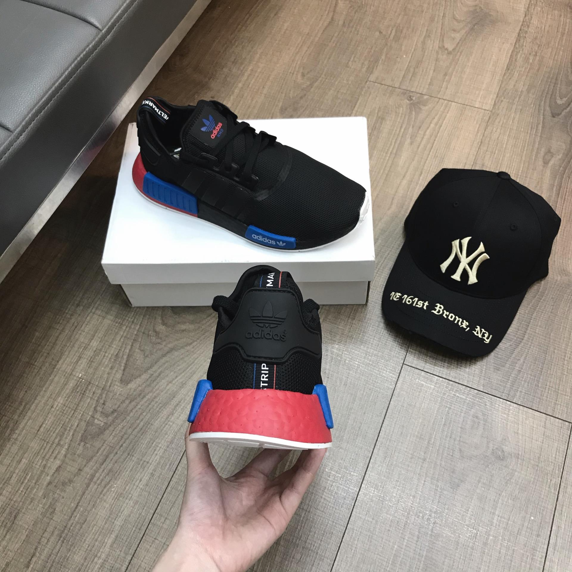 giày thể thao chính hãng, giày nike chính hãng, giày adidas chính hãng, giày newbalance chính hãng, giày converse chính hãng, giày puma chính hãng, giày vans chính hãng, giày asics chính hãng, giày everlast chính hãng, nước hoa chính hãng, ba lô, dép, dép quai ngang