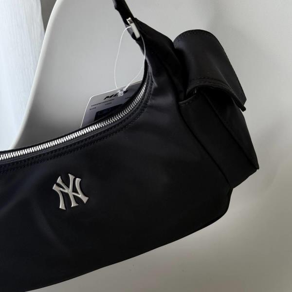 ★MLB Korea★ Nylon Cargo Bag NY Black 3ABQM044N-50BKS MLB KOREA] Cargo Bag - Black - New York Yankees | eBay