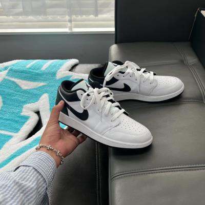 giày thể thao chính hãng, giày nike chính hãng, giày adidas chính hãng, giày newbalance chính hãng, giày converse chính hãng, giày puma chính hãng, giày vans chính hãng, giày asics chính hãng, giày everlast chính hãng, nước hoa chính hãng, ba lô, dép, dép quai ngang