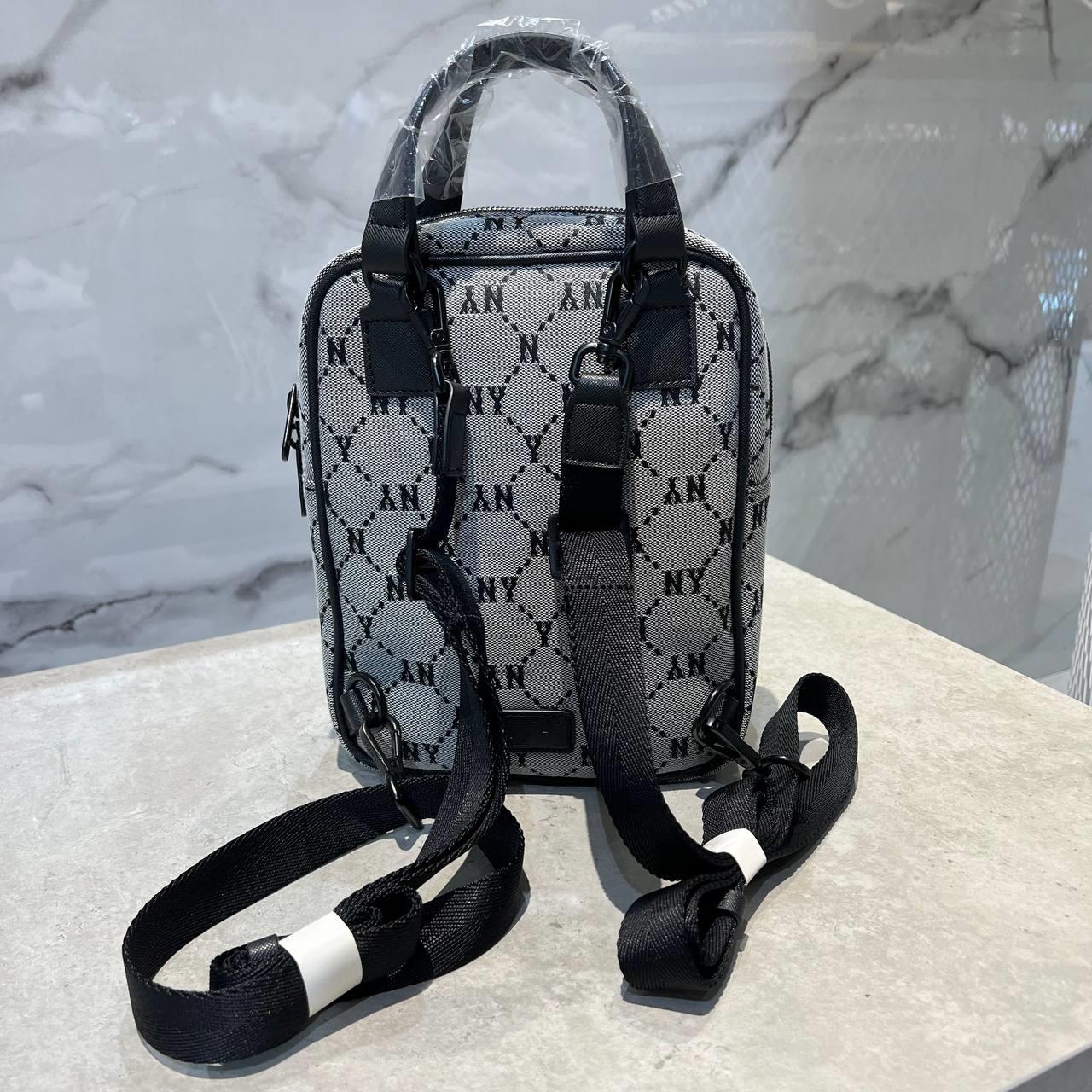 Giày thể thao, Balo thể thao, Nón thể thao, Thương hiệu giày nổi tiếng, Giày Adidas, Giày Nike, Balo Nike, Balo Adidas, Nón Nike, Nón Adidas