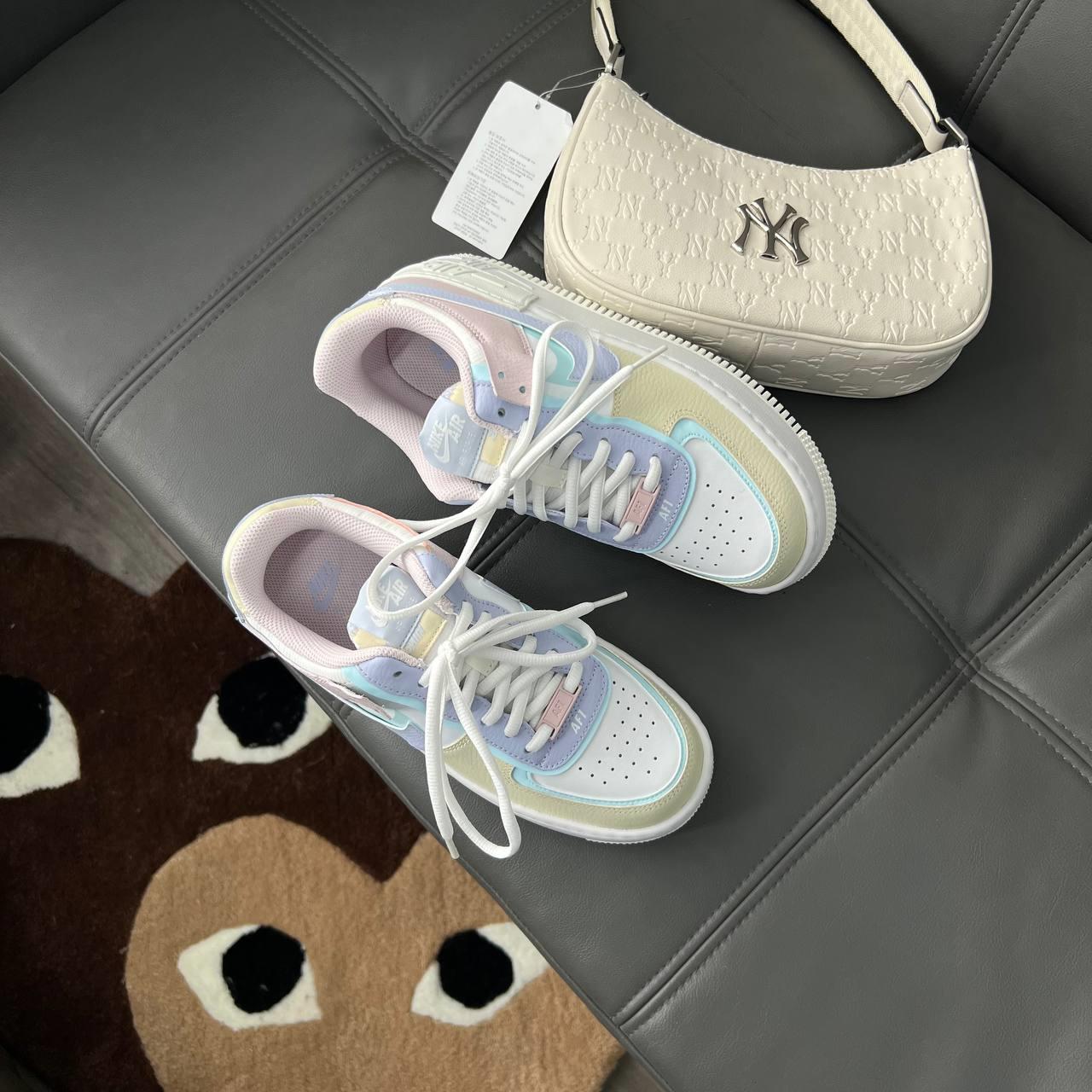 giày thể thao chính hãng, giày nike chính hãng, giày adidas chính hãng, giày newbalance chính hãng, giày converse chính hãng, giày puma chính hãng, giày vans chính hãng, giày asics chính hãng, giày everlast chính hãng, nước hoa chính hãng, ba lô, dép, dép quai ngang