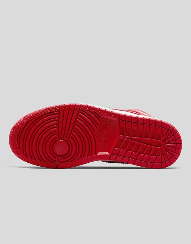 Giày thể thao, Balo thể thao, Nón thể thao, Thương hiệu giày nổi tiếng, Giày Adidas, Giày Nike, Balo Nike, Balo Adidas, Nón Nike, Nón Adidas