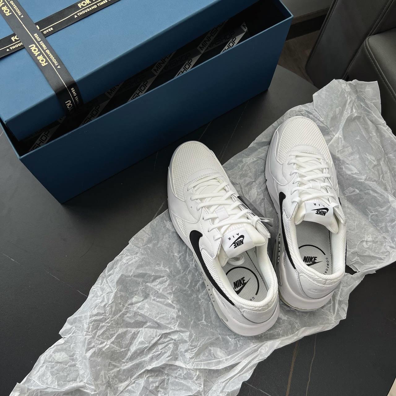 giày thể thao chính hãng, giày nike chính hãng, giày adidas chính hãng, giày newbalance chính hãng, giày converse chính hãng, giày puma chính hãng, giày vans chính hãng, giày asics chính hãng, giày everlast chính hãng, nước hoa chính hãng, ba lô, dép, dép quai ngang