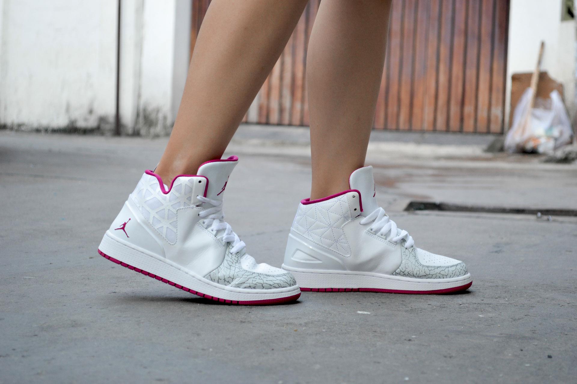 giày thể thao chính hãng, giày nike chính hãng, giày adidas chính hãng, giày newbalance chính hãng, giày converse chính hãng, giày puma chính hãng, giày vans chính hãng, giày asics chính hãng, giày everlast chính hãng, nước hoa chính hãng, ba lô, dép, dép quai ngang