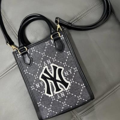 #SALE Túi MLB Classic Monogram Jacquard Mobile Phone New York Yankees Black [7ACRMD93N-50BKS] YYY