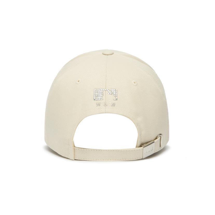 Giày thể thao, Balo thể thao, Nón thể thao, Thương hiệu giày nổi tiếng, Giày Adidas, Giày Nike, Balo Nike, Balo Adidas, Nón Nike, Nón Adidas