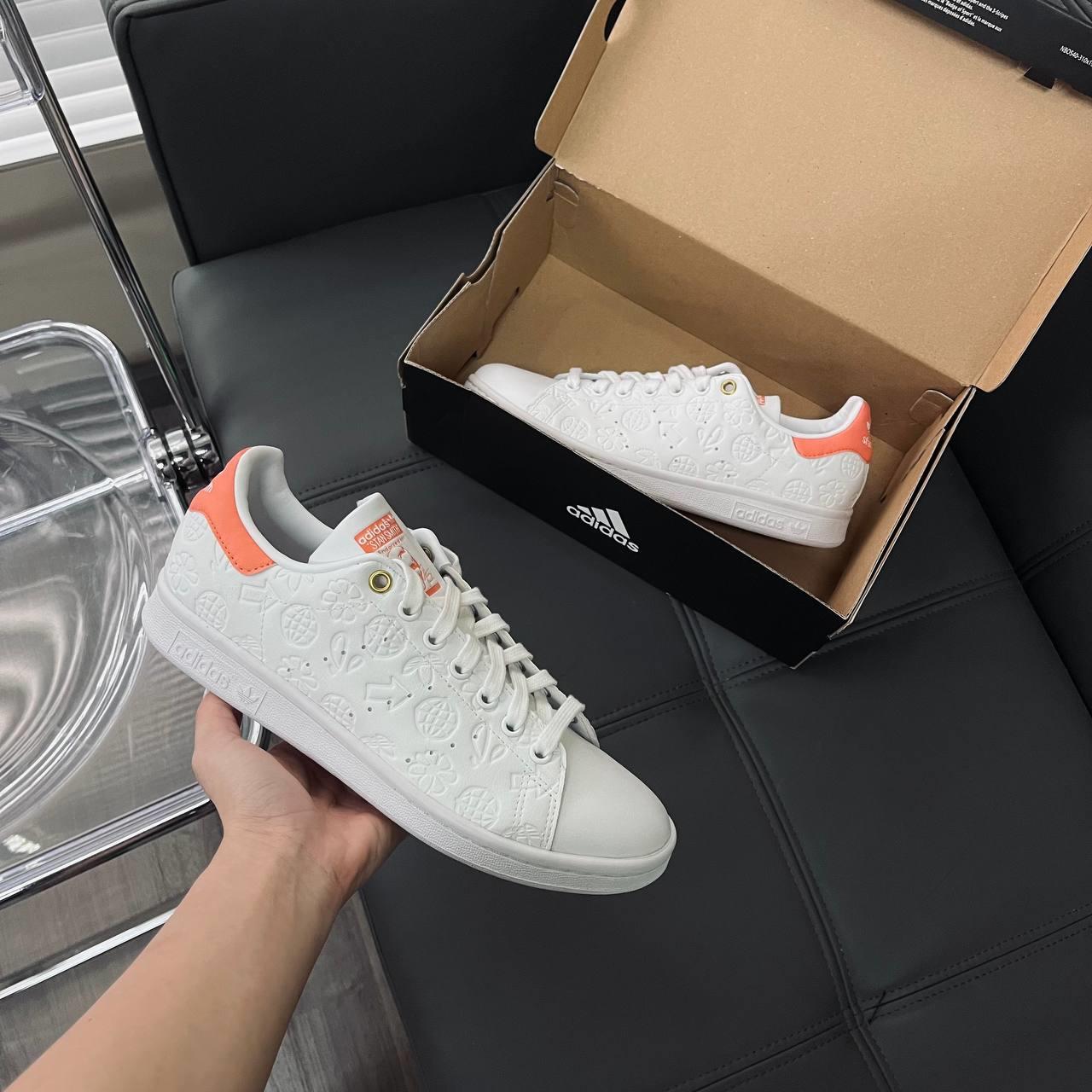 giày thể thao chính hãng, giày nike chính hãng, giày adidas chính hãng, giày newbalance chính hãng, giày converse chính hãng, giày puma chính hãng, giày vans chính hãng, giày asics chính hãng, giày everlast chính hãng, nước hoa chính hãng, ba lô, dép, dép quai ngang
