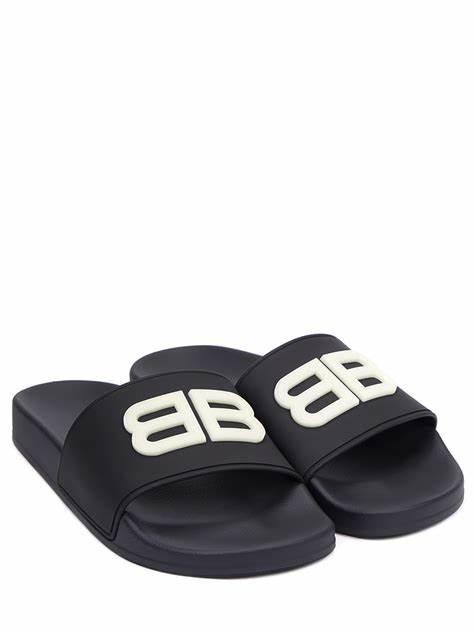 Giày thể thao, Balo thể thao, Nón thể thao, Thương hiệu giày nổi tiếng, Giày Adidas, Giày Nike, Balo Nike, Balo Adidas, Nón Nike, Nón Adidas