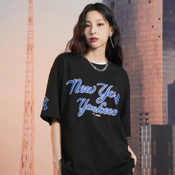 City Culture, hệ thống cửa hàng phân phối chuyên phân phối đồ thể thao, đồng hồ, nước hoa chính hãng, chính ngạch, xách tay từ US, UK, Korea, Japan.