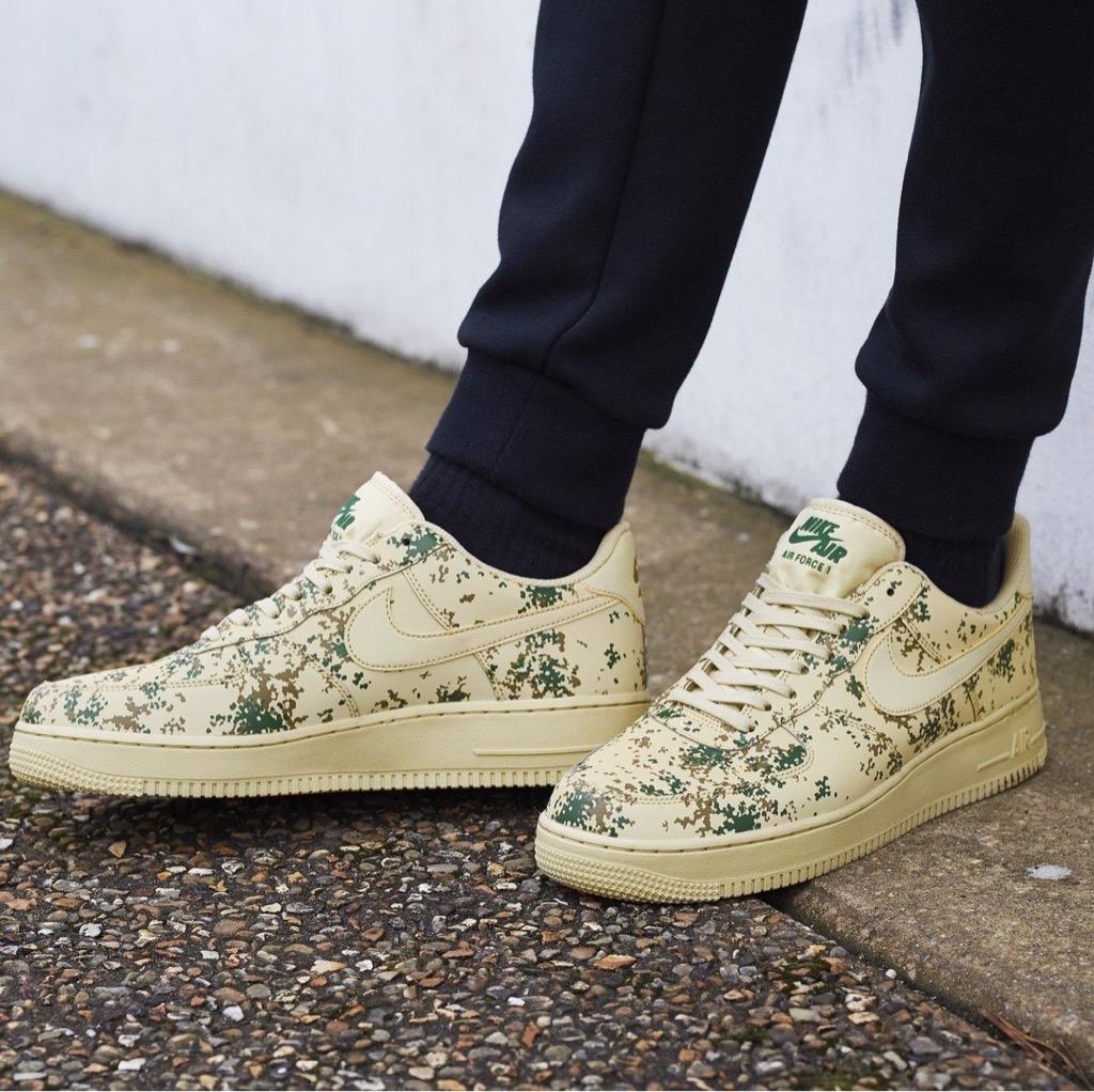 Air force 1 low desert camo team gold hotsell