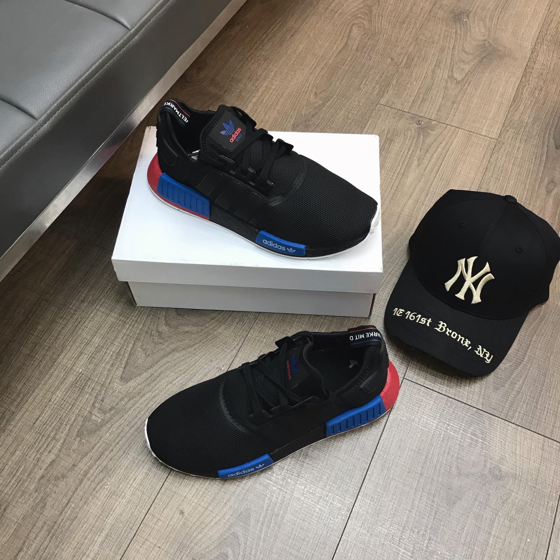 giày thể thao chính hãng, giày nike chính hãng, giày adidas chính hãng, giày newbalance chính hãng, giày converse chính hãng, giày puma chính hãng, giày vans chính hãng, giày asics chính hãng, giày everlast chính hãng, nước hoa chính hãng, ba lô, dép, dép quai ngang