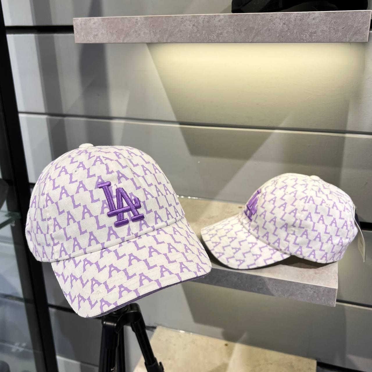 Giày thể thao, Balo thể thao, Nón thể thao, Thương hiệu giày nổi tiếng, Giày Adidas, Giày Nike, Balo Nike, Balo Adidas, Nón Nike, Nón Adidas