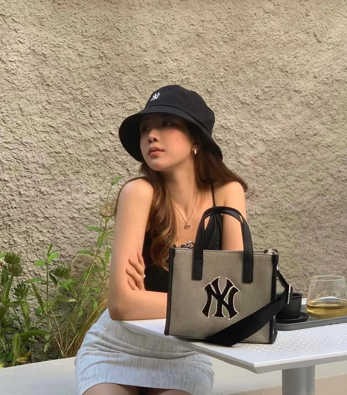 ☆送料・関税込☆MLB★Basic Big Logo Canvas Tote Bag★バッグ MLB Big Logo Canvas S Tote Bag New York Yankees – The Factory KL