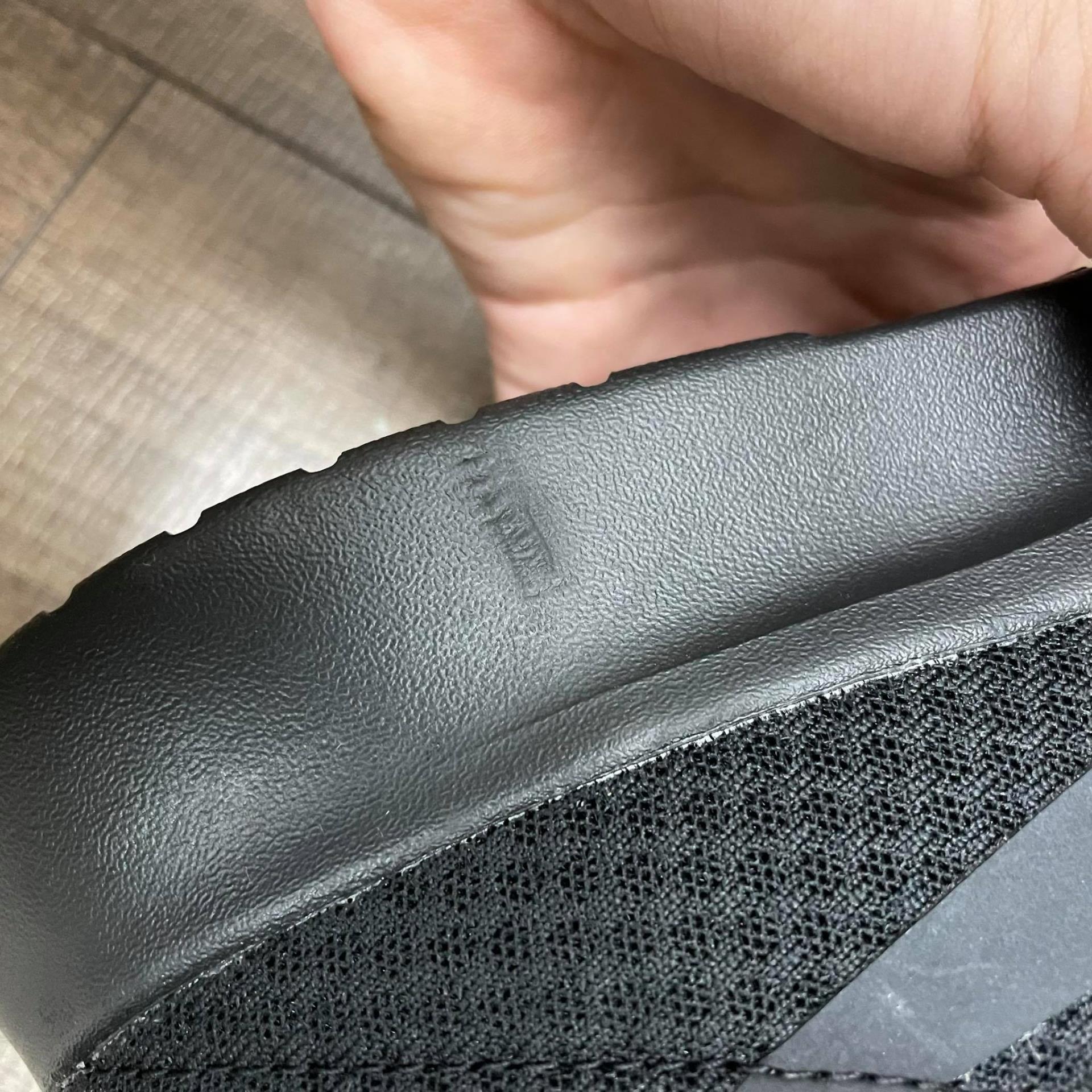 giày thể thao chính hãng, giày nike chính hãng, giày adidas chính hãng, giày newbalance chính hãng, giày converse chính hãng, giày puma chính hãng, giày vans chính hãng, giày asics chính hãng, giày everlast chính hãng, nước hoa chính hãng, ba lô, dép, dép quai ngang