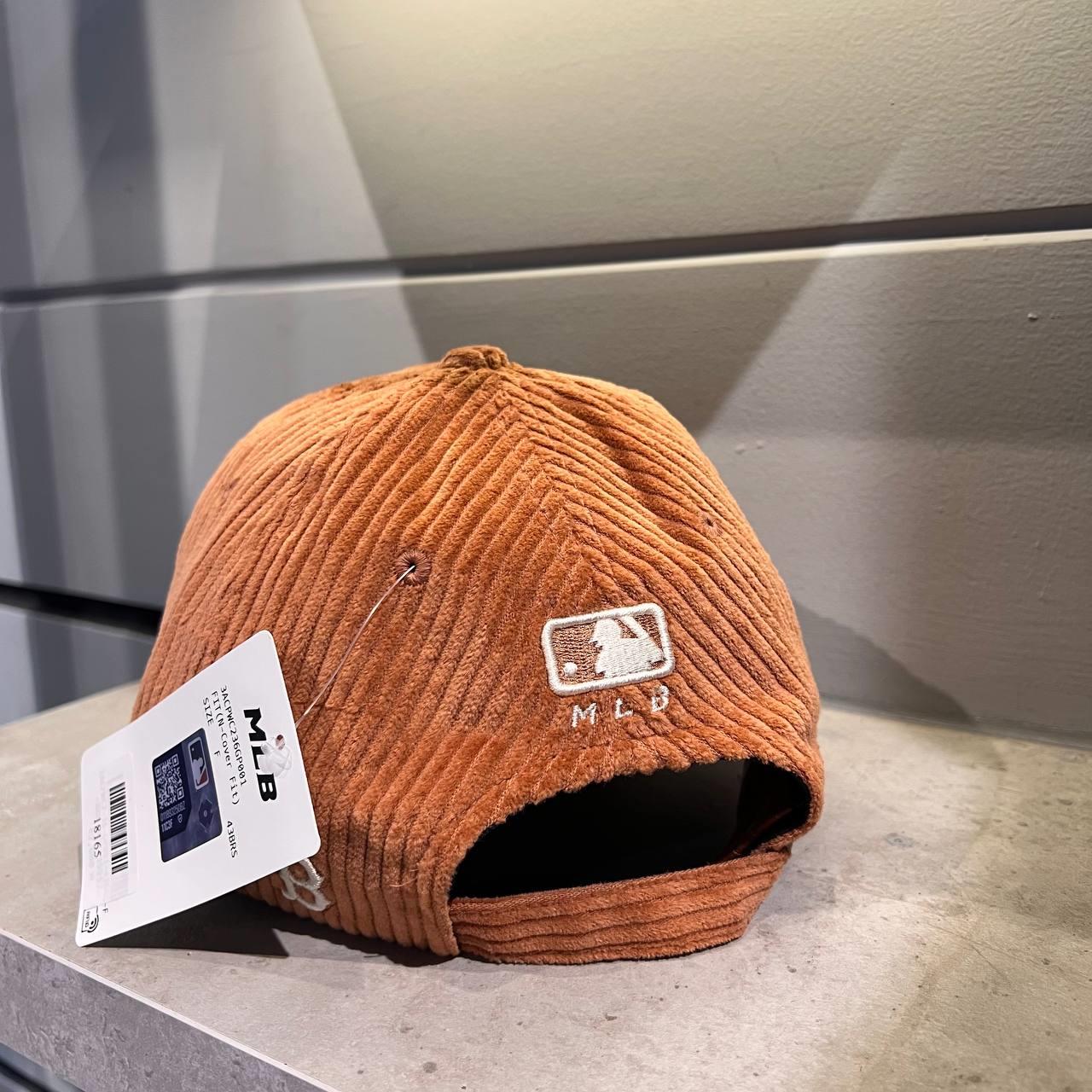 Giày thể thao, Balo thể thao, Nón thể thao, Thương hiệu giày nổi tiếng, Giày Adidas, Giày Nike, Balo Nike, Balo Adidas, Nón Nike, Nón Adidas