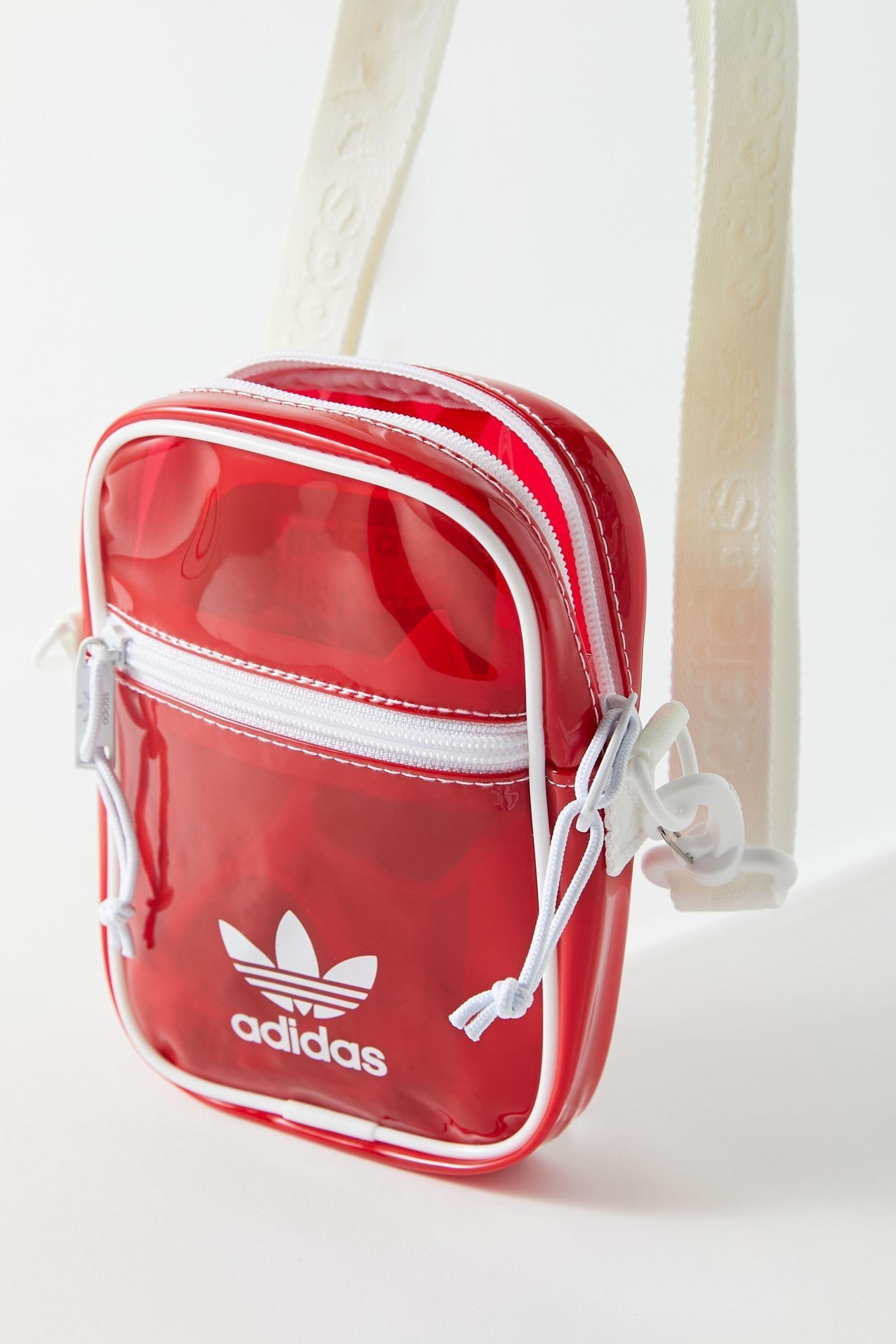 Giày thể thao, Balo thể thao, Nón thể thao, Thương hiệu giày nổi tiếng, Giày Adidas, Giày Nike, Balo Nike, Balo Adidas, Nón Nike, Nón Adidas