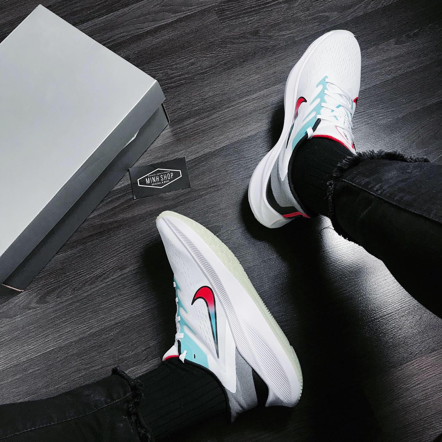 giày thể thao chính hãng, giày nike chính hãng, giày adidas chính hãng, giày newbalance chính hãng, giày converse chính hãng, giày puma chính hãng, giày vans chính hãng, giày asics chính hãng, giày everlast chính hãng, nước hoa chính hãng, ba lô, dép, dép quai ngang