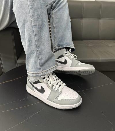 giày thể thao chính hãng, giày nike chính hãng, giày adidas chính hãng, giày newbalance chính hãng, giày converse chính hãng, giày puma chính hãng, giày vans chính hãng, giày asics chính hãng, giày everlast chính hãng, nước hoa chính hãng, ba lô, dép, dép quai ngang