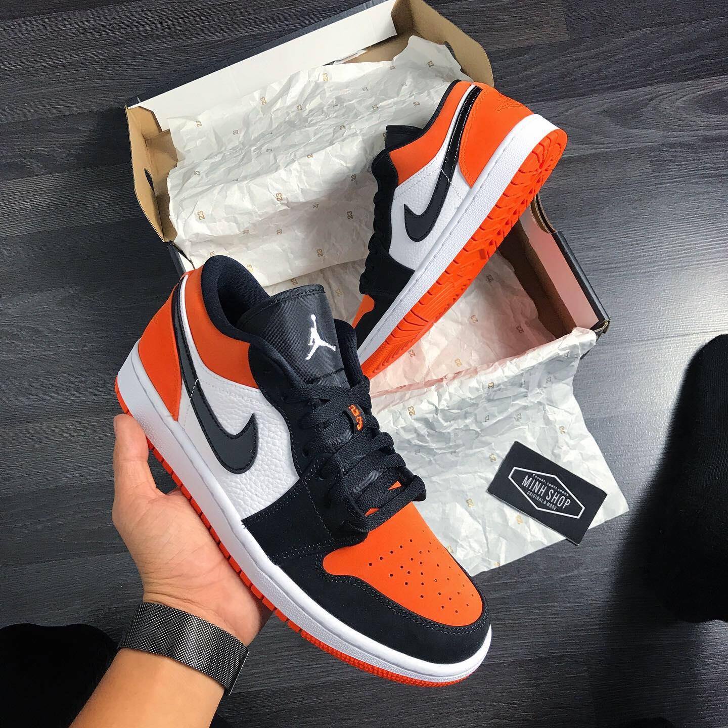 giày thể thao chính hãng, giày nike chính hãng, giày adidas chính hãng, giày newbalance chính hãng, giày converse chính hãng, giày puma chính hãng, giày vans chính hãng, giày asics chính hãng, giày everlast chính hãng, nước hoa chính hãng, ba lô, dép, dép quai ngang