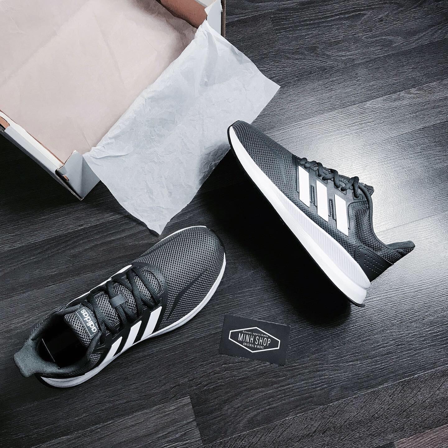 giày thể thao chính hãng, giày nike chính hãng, giày adidas chính hãng, giày newbalance chính hãng, giày converse chính hãng, giày puma chính hãng, giày vans chính hãng, giày asics chính hãng, giày everlast chính hãng, nước hoa chính hãng, ba lô, dép, dép quai ngang