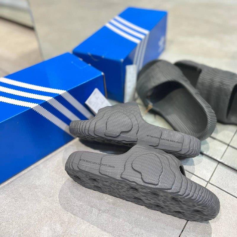 Giày thể thao, Balo thể thao, Nón thể thao, Thương hiệu giày nổi tiếng, Giày Adidas, Giày Nike, Balo Nike, Balo Adidas, Nón Nike, Nón Adidas