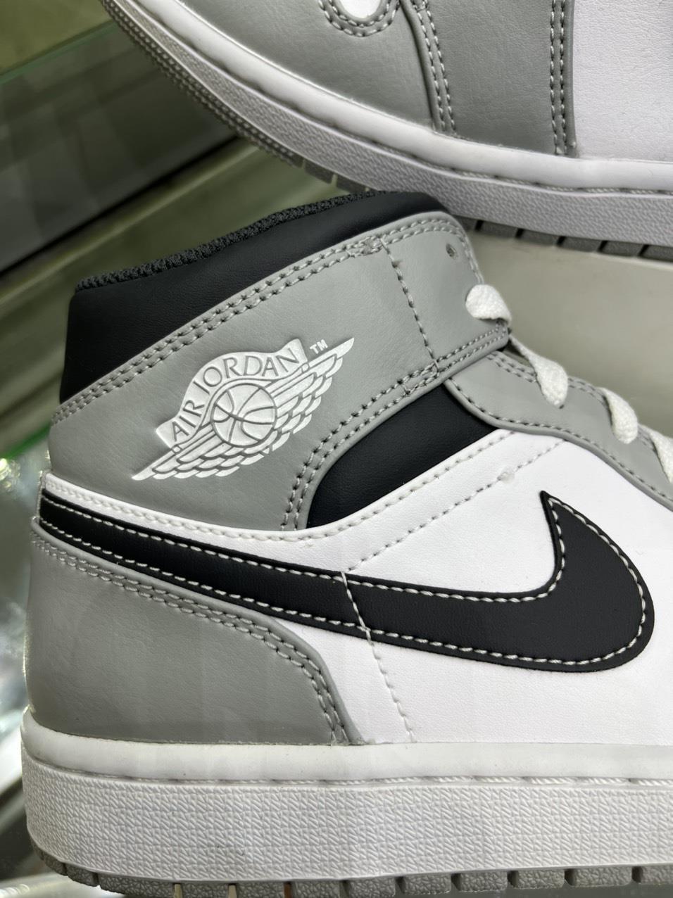 Giày thể thao, Balo thể thao, Nón thể thao, Thương hiệu giày nổi tiếng, Giày Adidas, Giày Nike, Balo Nike, Balo Adidas, Nón Nike, Nón Adidas