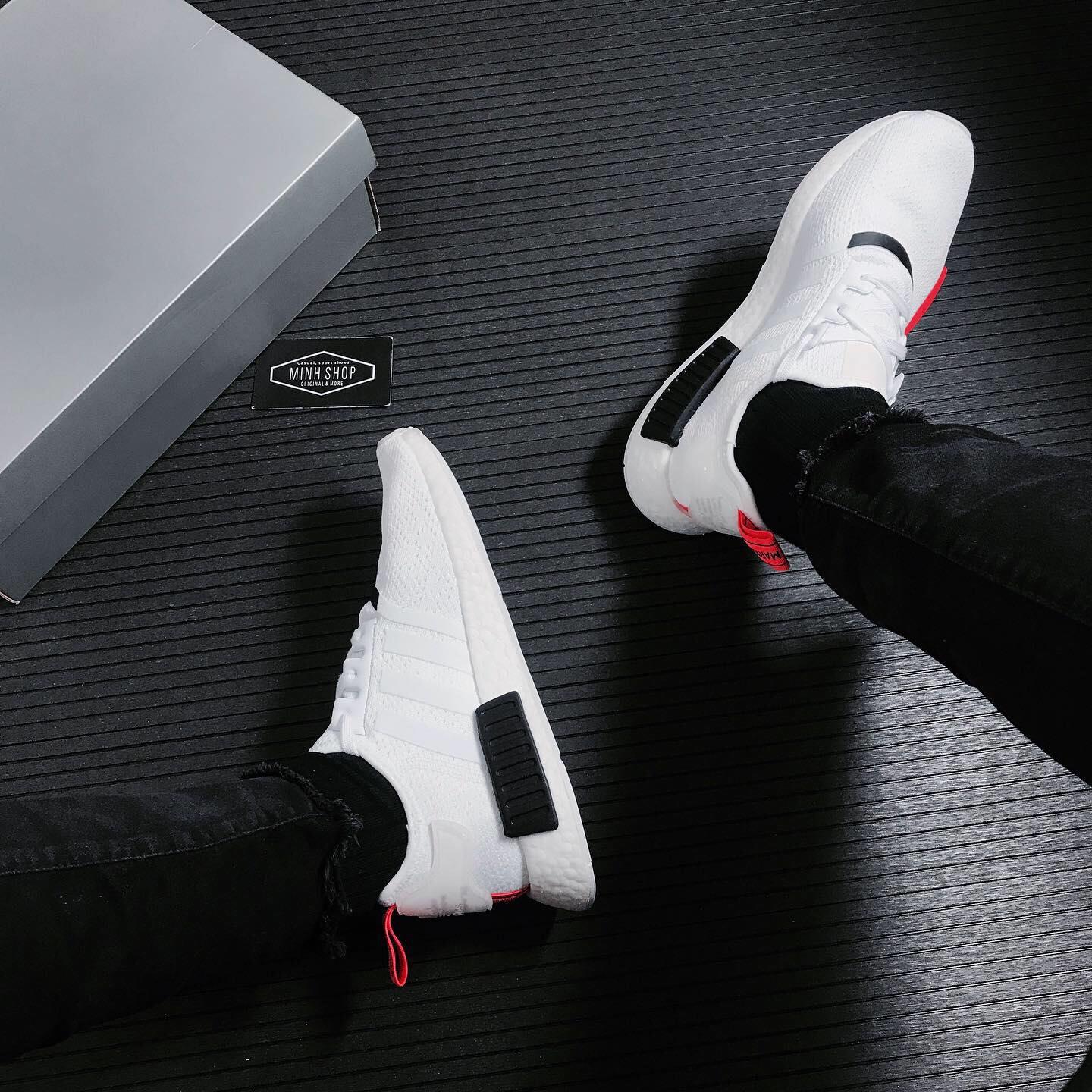 giày thể thao chính hãng, giày nike chính hãng, giày adidas chính hãng, giày newbalance chính hãng, giày converse chính hãng, giày puma chính hãng, giày vans chính hãng, giày asics chính hãng, giày everlast chính hãng, nước hoa chính hãng, ba lô, dép, dép quai ngang