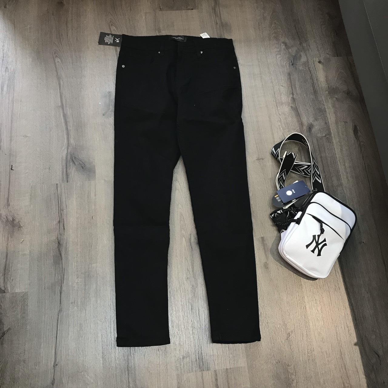 giày thể thao chính hãng, giày nike chính hãng, giày adidas chính hãng, giày newbalance chính hãng, giày converse chính hãng, giày puma chính hãng, giày vans chính hãng, giày asics chính hãng, giày everlast chính hãng, nước hoa chính hãng, ba lô, dép, dép quai ngang