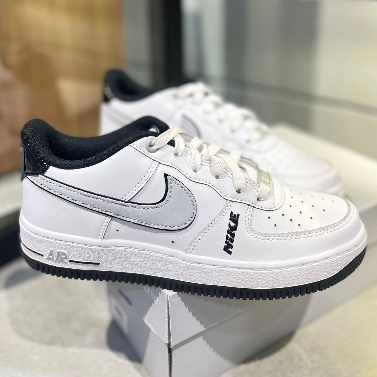 Giày thể thao, Balo thể thao, Nón thể thao, Thương hiệu giày nổi tiếng, Giày Adidas, Giày Nike, Balo Nike, Balo Adidas, Nón Nike, Nón Adidas