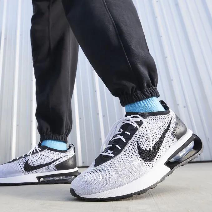Giày thể thao, Balo thể thao, Nón thể thao, Thương hiệu giày nổi tiếng, Giày Adidas, Giày Nike, Balo Nike, Balo Adidas, Nón Nike, Nón Adidas