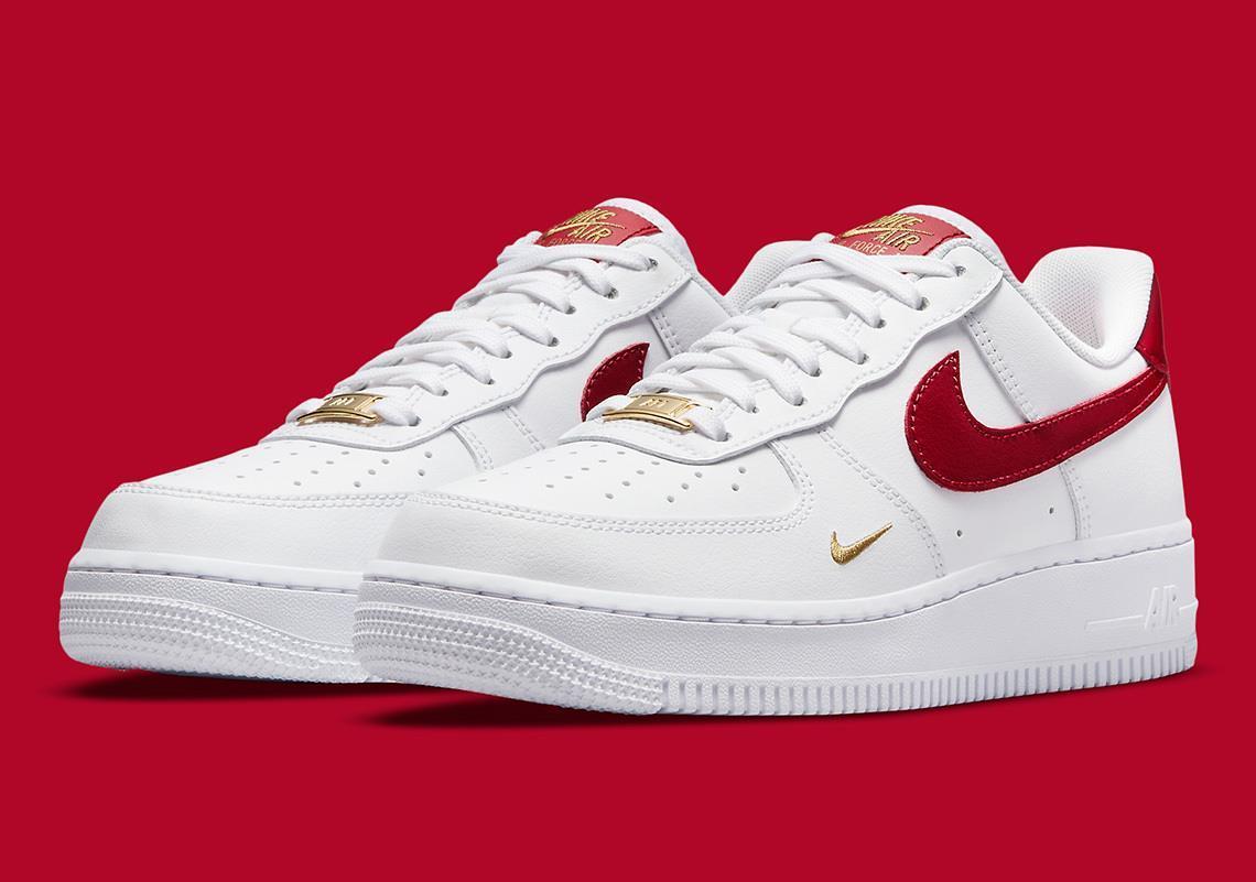 Giày thể thao, Balo thể thao, Nón thể thao, Thương hiệu giày nổi tiếng, Giày Adidas, Giày Nike, Balo Nike, Balo Adidas, Nón Nike, Nón Adidas