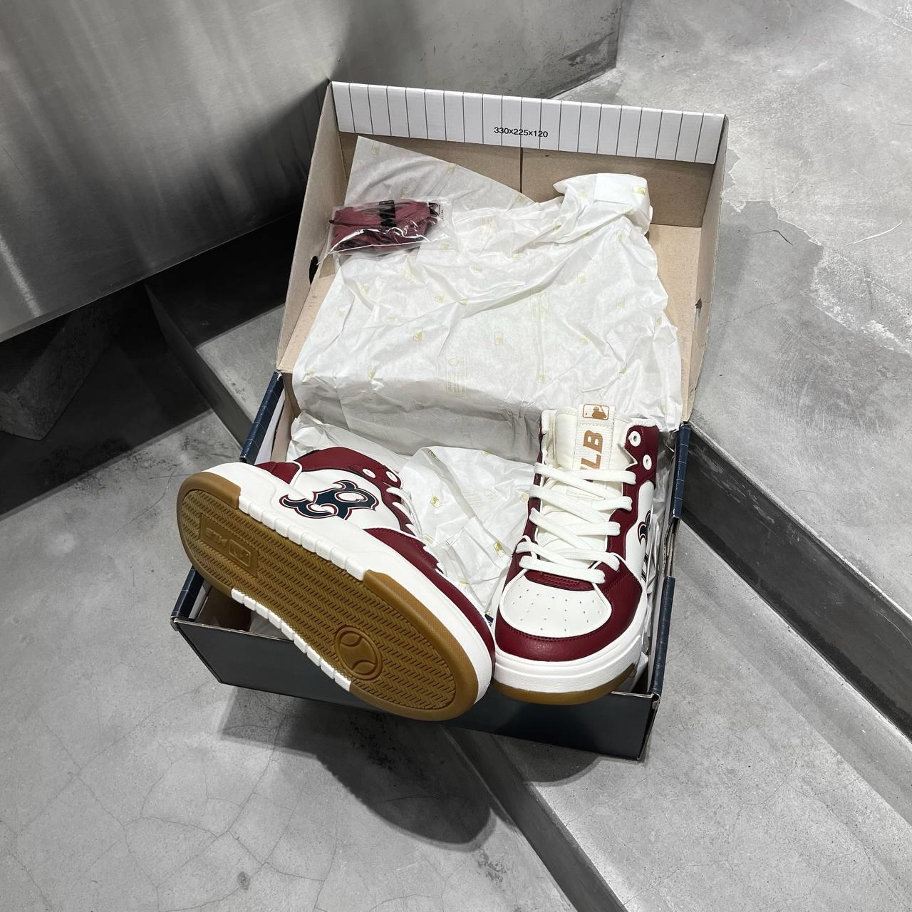 giày thể thao chính hãng, giày nike chính hãng, giày adidas chính hãng, giày newbalance chính hãng, giày converse chính hãng, giày puma chính hãng, giày vans chính hãng, giày asics chính hãng, giày everlast chính hãng, nước hoa chính hãng, ba lô, dép, dép quai ngang