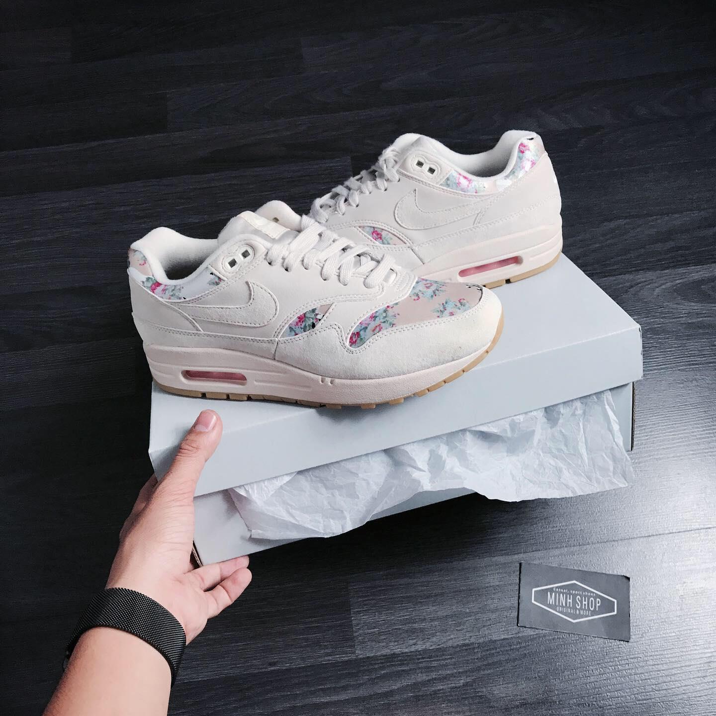giày thể thao chính hãng, giày nike chính hãng, giày adidas chính hãng, giày newbalance chính hãng, giày converse chính hãng, giày puma chính hãng, giày vans chính hãng, giày asics chính hãng, giày everlast chính hãng, nước hoa chính hãng, ba lô, dép, dép quai ngang
