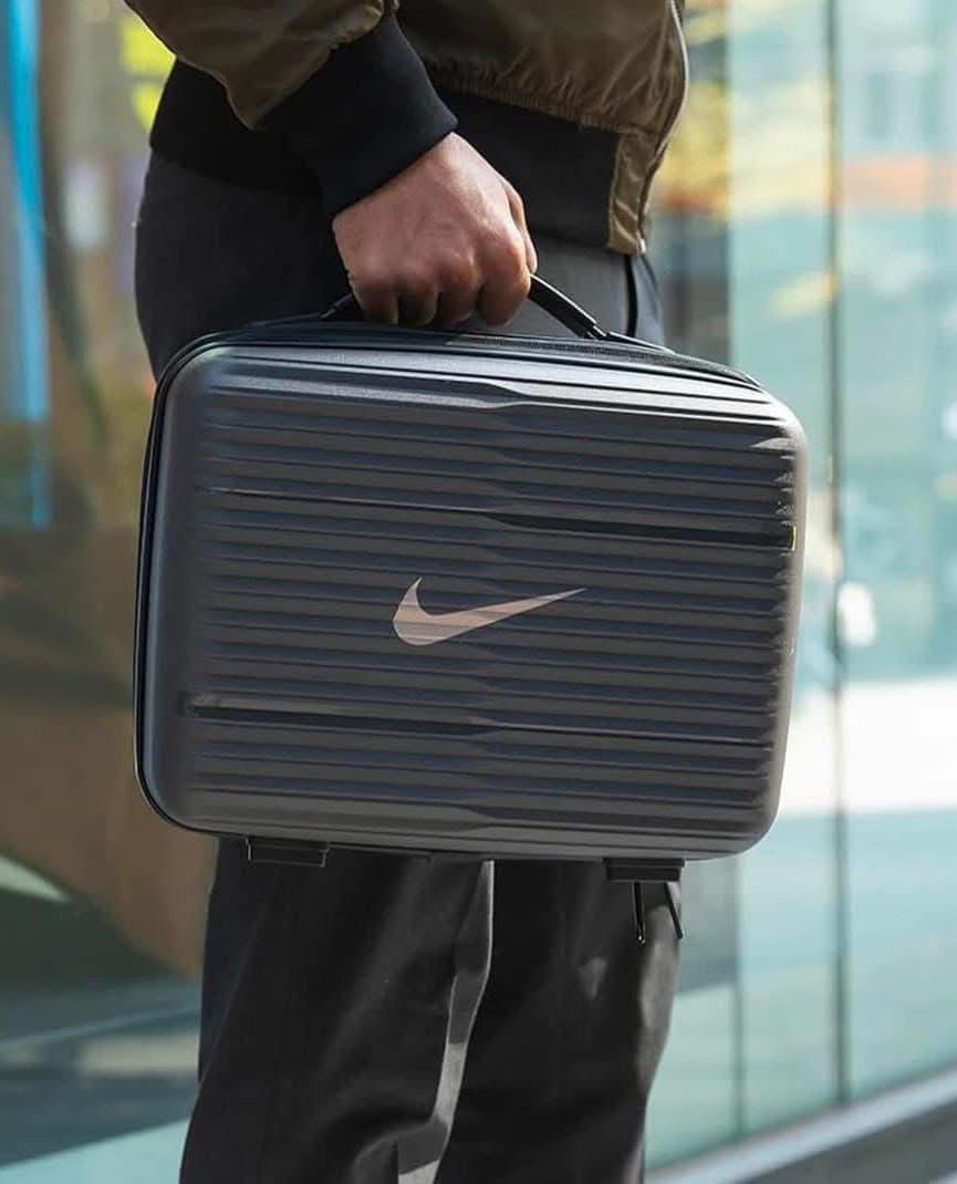 giày thể thao chính hãng, giày nike chính hãng, giày adidas chính hãng, giày newbalance chính hãng, giày converse chính hãng, giày puma chính hãng, giày vans chính hãng, giày asics chính hãng, giày everlast chính hãng, nước hoa chính hãng, ba lô, dép, dép quai ngang