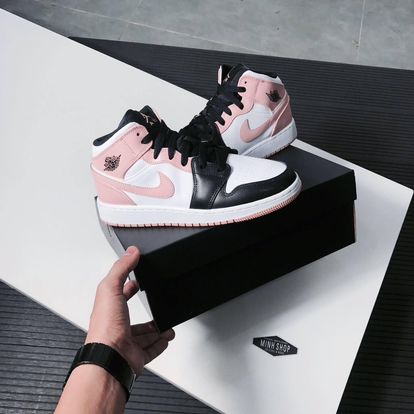giày thể thao chính hãng, giày nike chính hãng, giày adidas chính hãng, giày newbalance chính hãng, giày converse chính hãng, giày puma chính hãng, giày vans chính hãng, giày asics chính hãng, giày everlast chính hãng, nước hoa chính hãng, ba lô, dép, dép quai ngang