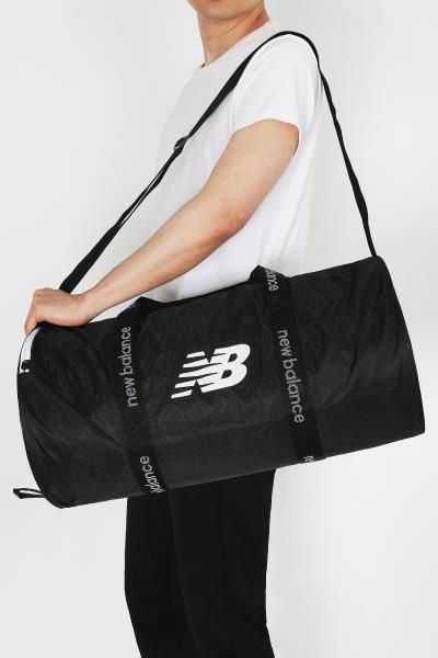 14847 - Túi New Balance OPP Core Medium Duffel Black