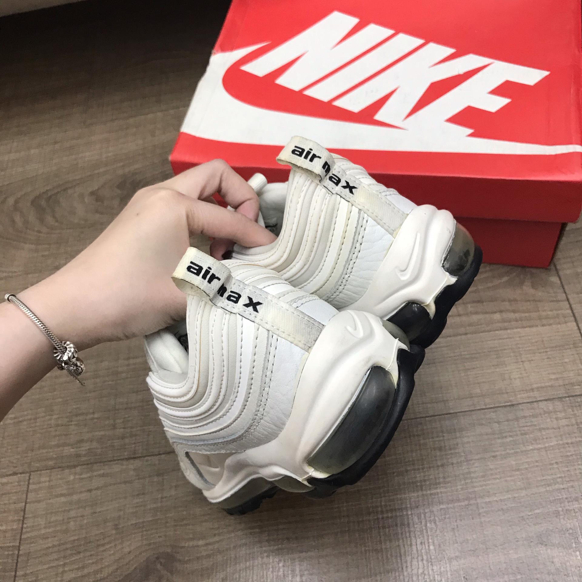 giày thể thao chính hãng, giày nike chính hãng, giày adidas chính hãng, giày newbalance chính hãng, giày converse chính hãng, giày puma chính hãng, giày vans chính hãng, giày asics chính hãng, giày everlast chính hãng, nước hoa chính hãng, ba lô, dép, dép quai ngang