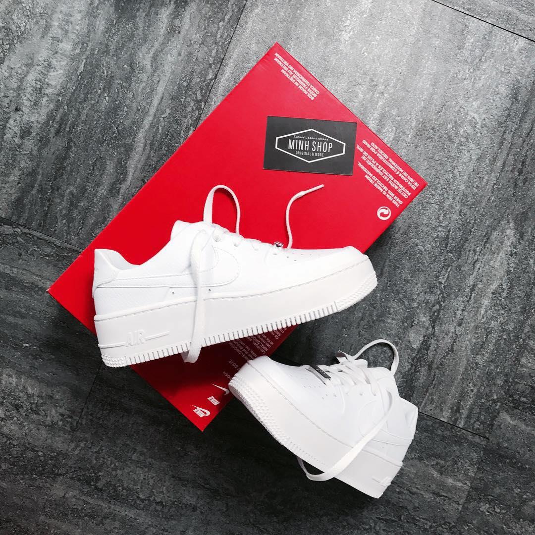 giày thể thao chính hãng, giày nike chính hãng, giày adidas chính hãng, giày newbalance chính hãng, giày converse chính hãng, giày puma chính hãng, giày vans chính hãng, giày asics chính hãng, giày everlast chính hãng, nước hoa chính hãng, ba lô, dép, dép quai ngang