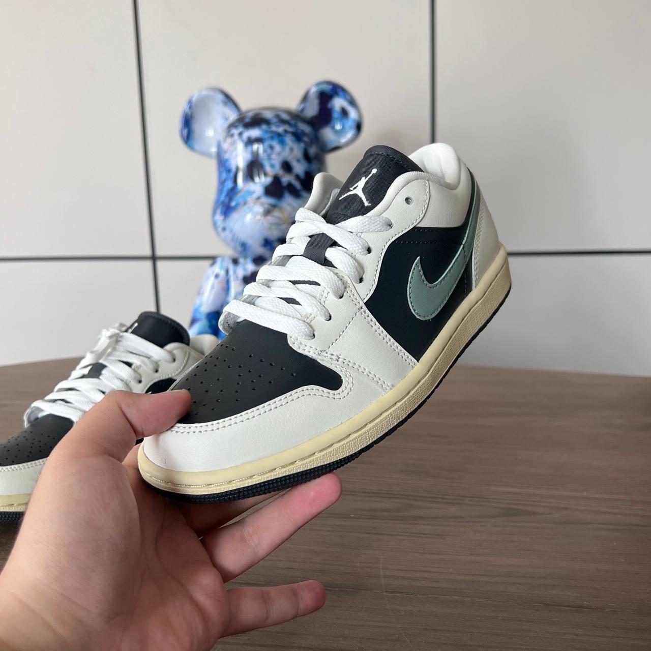giày thể thao chính hãng, giày nike chính hãng, giày adidas chính hãng, giày newbalance chính hãng, giày converse chính hãng, giày puma chính hãng, giày vans chính hãng, giày asics chính hãng, giày everlast chính hãng, nước hoa chính hãng, ba lô, dép, dép quai ngang