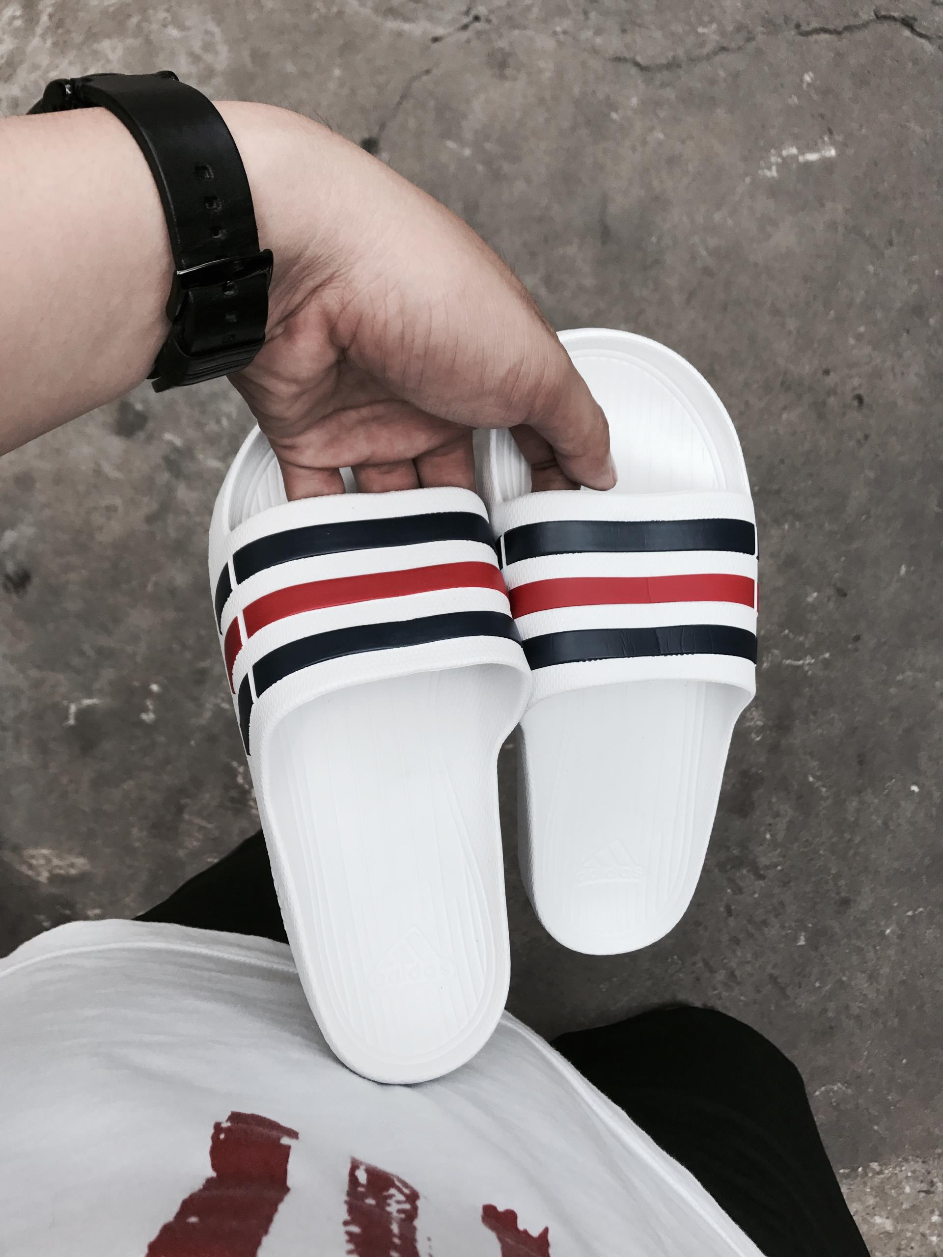 giày thể thao chính hãng, giày nike chính hãng, giày adidas chính hãng, giày newbalance chính hãng, giày converse chính hãng, giày puma chính hãng, giày vans chính hãng, giày asics chính hãng, giày everlast chính hãng, nước hoa chính hãng, ba lô, dép, dép quai ngang