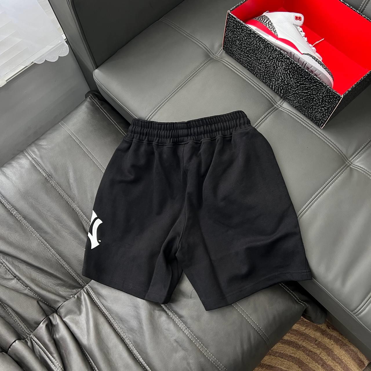 giày thể thao chính hãng, giày nike chính hãng, giày adidas chính hãng, giày newbalance chính hãng, giày converse chính hãng, giày puma chính hãng, giày vans chính hãng, giày asics chính hãng, giày everlast chính hãng, nước hoa chính hãng, ba lô, dép, dép quai ngang