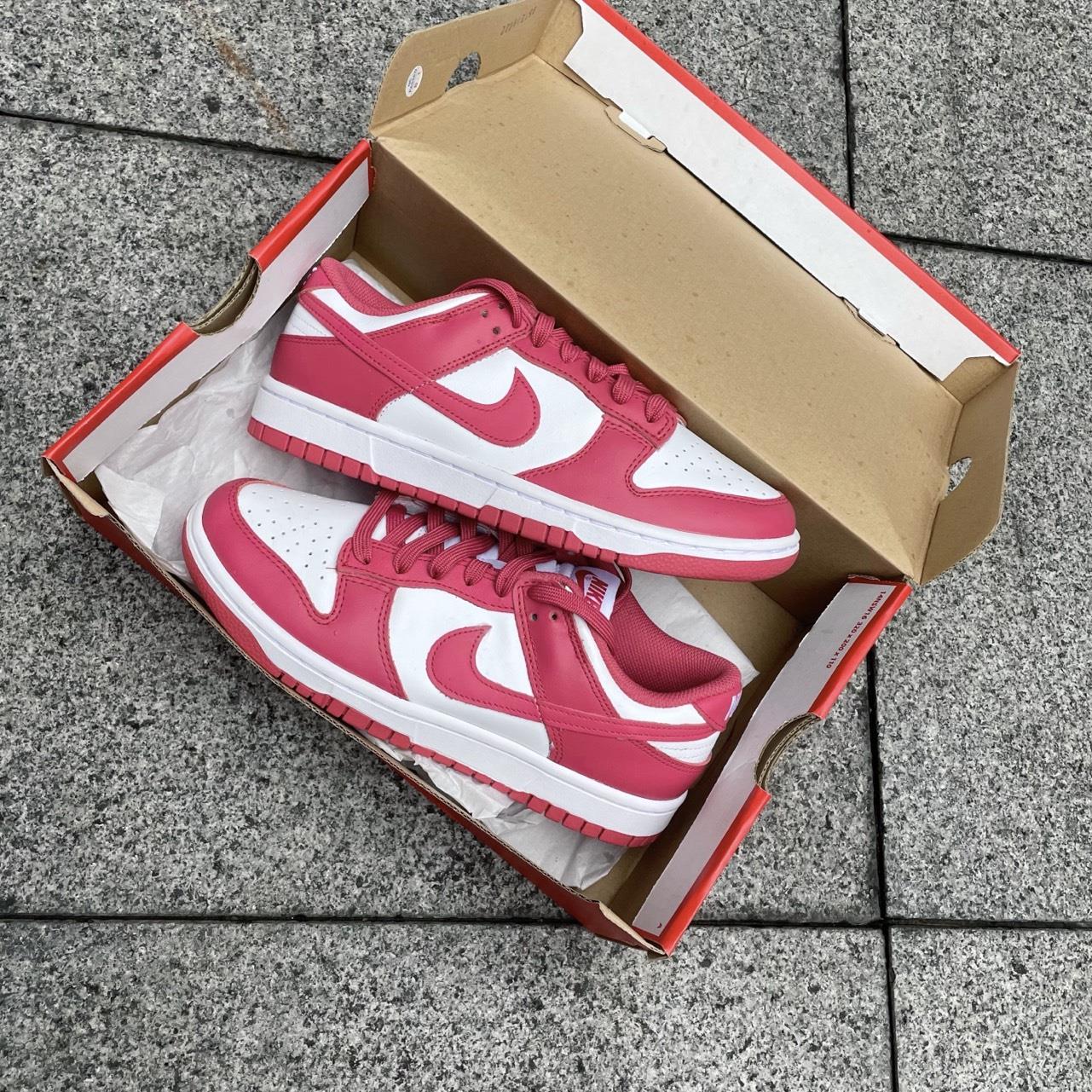 giày thể thao chính hãng, giày nike chính hãng, giày adidas chính hãng, giày newbalance chính hãng, giày converse chính hãng, giày puma chính hãng, giày vans chính hãng, giày asics chính hãng, giày everlast chính hãng, nước hoa chính hãng, ba lô, dép, dép quai ngang