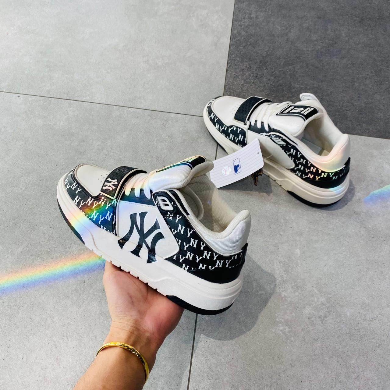 Giày thể thao, Balo thể thao, Nón thể thao, Thương hiệu giày nổi tiếng, Giày Adidas, Giày Nike, Balo Nike, Balo Adidas, Nón Nike, Nón Adidas