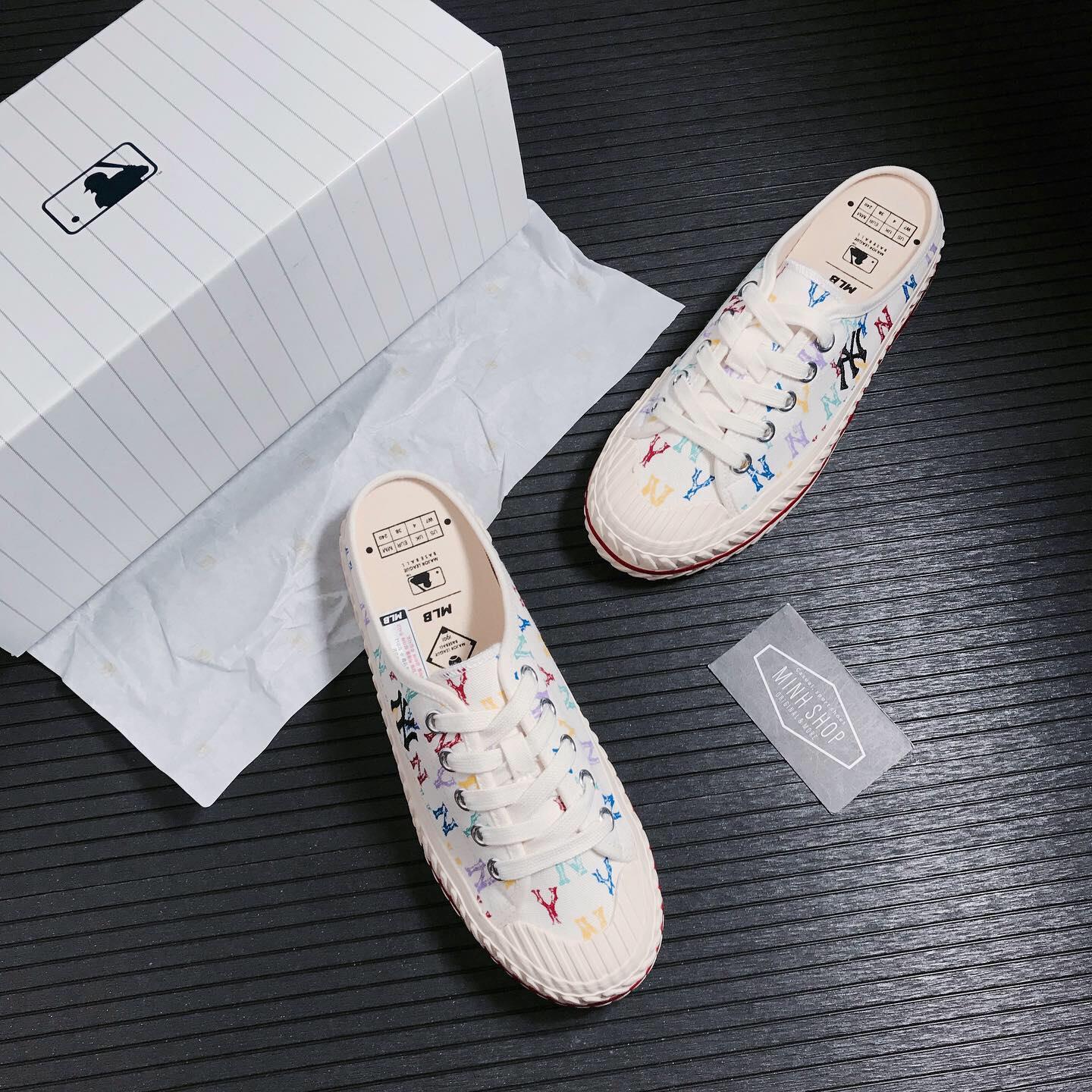 giày thể thao chính hãng, giày nike chính hãng, giày adidas chính hãng, giày newbalance chính hãng, giày converse chính hãng, giày puma chính hãng, giày vans chính hãng, giày asics chính hãng, giày everlast chính hãng, nước hoa chính hãng, ba lô, dép, dép quai ngang