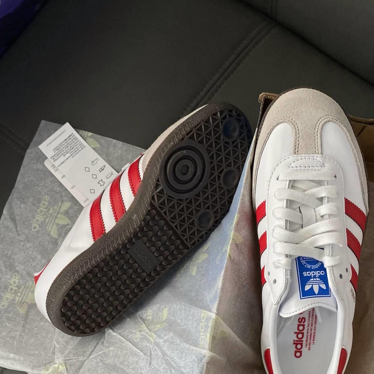 giày thể thao chính hãng, giày nike chính hãng, giày adidas chính hãng, giày newbalance chính hãng, giày converse chính hãng, giày puma chính hãng, giày vans chính hãng, giày asics chính hãng, giày everlast chính hãng, nước hoa chính hãng, ba lô, dép, dép quai ngang