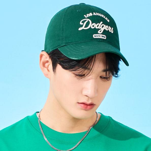 Giày thể thao, Balo thể thao, Nón thể thao, Thương hiệu giày nổi tiếng, Giày Adidas, Giày Nike, Balo Nike, Balo Adidas, Nón Nike, Nón Adidas