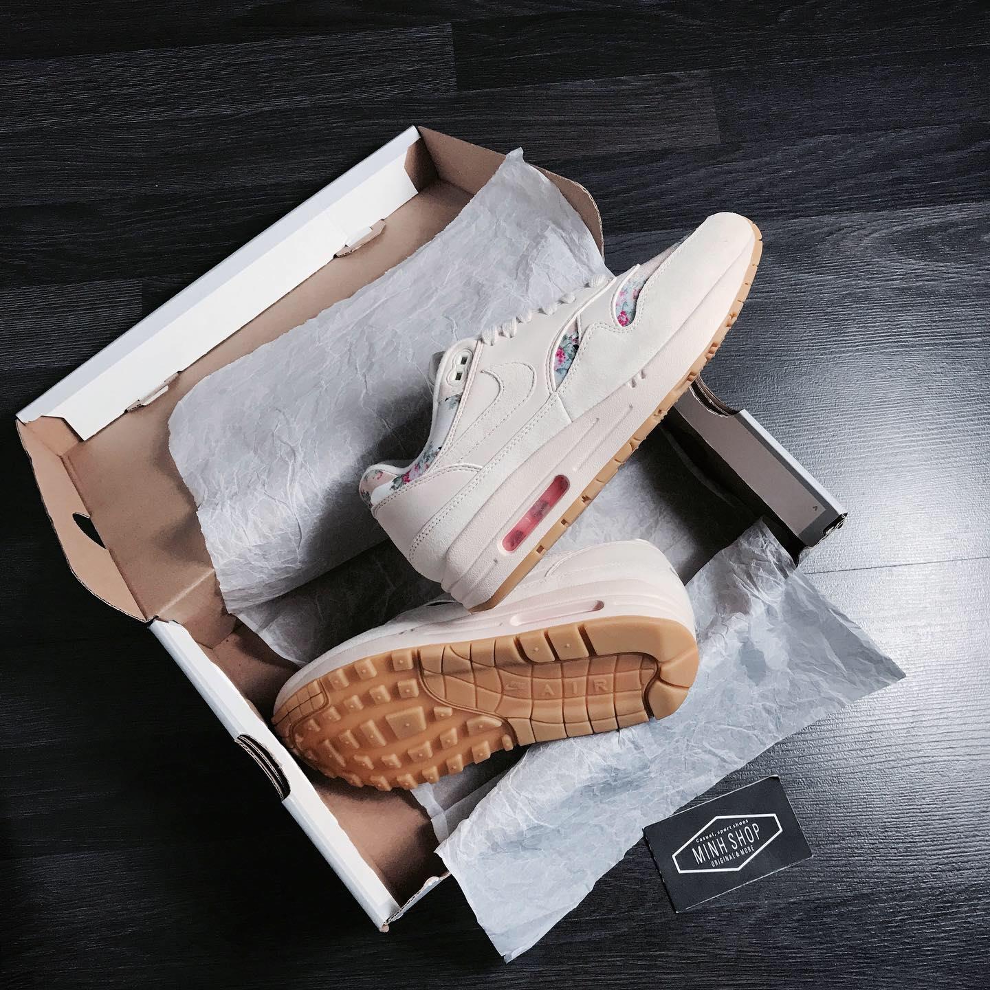 giày thể thao chính hãng, giày nike chính hãng, giày adidas chính hãng, giày newbalance chính hãng, giày converse chính hãng, giày puma chính hãng, giày vans chính hãng, giày asics chính hãng, giày everlast chính hãng, nước hoa chính hãng, ba lô, dép, dép quai ngang