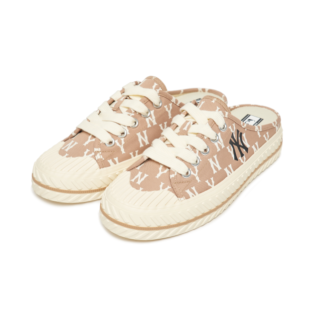 Giày thể thao, Balo thể thao, Nón thể thao, Thương hiệu giày nổi tiếng, Giày Adidas, Giày Nike, Balo Nike, Balo Adidas, Nón Nike, Nón Adidas