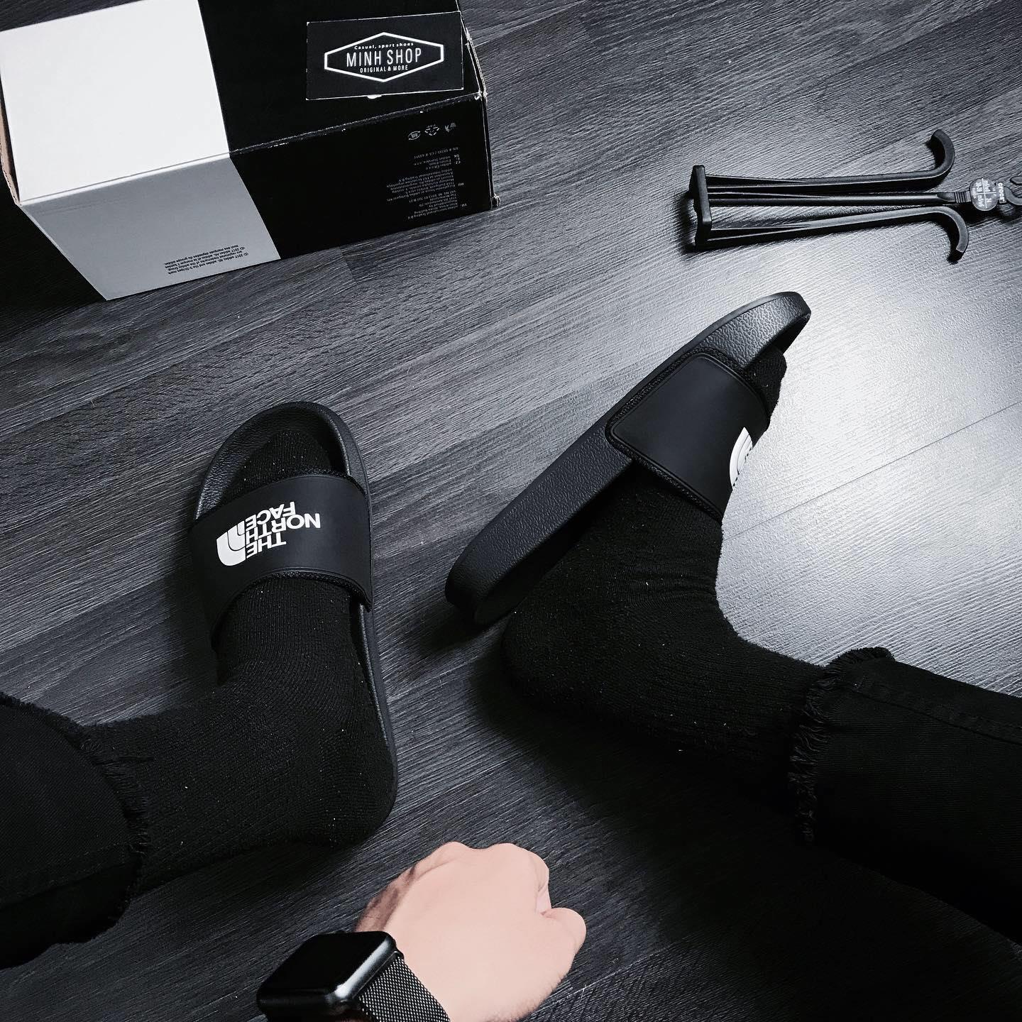 giày thể thao chính hãng, giày nike chính hãng, giày adidas chính hãng, giày newbalance chính hãng, giày converse chính hãng, giày puma chính hãng, giày vans chính hãng, giày asics chính hãng, giày everlast chính hãng, nước hoa chính hãng, ba lô, dép, dép quai ngang